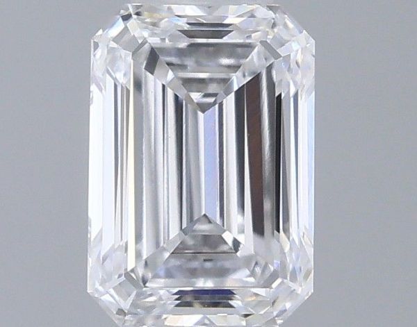 Emerald Lab-Grown Diamond image