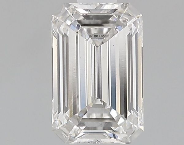 Emerald Lab-Grown Diamond image