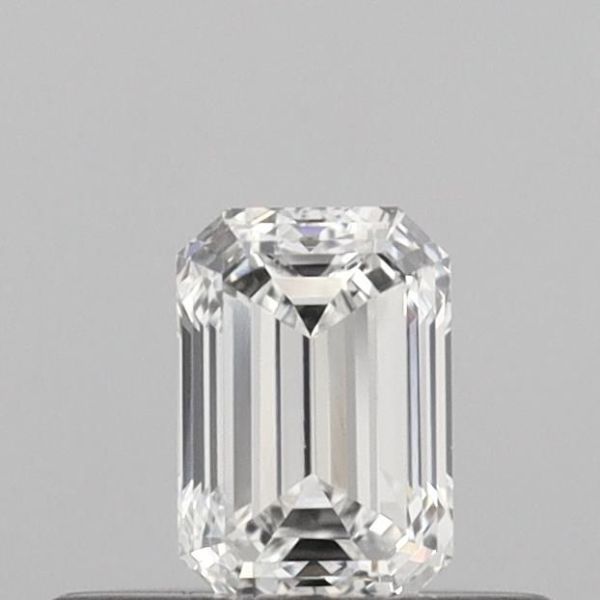 Emerald Lab-Grown Diamond image