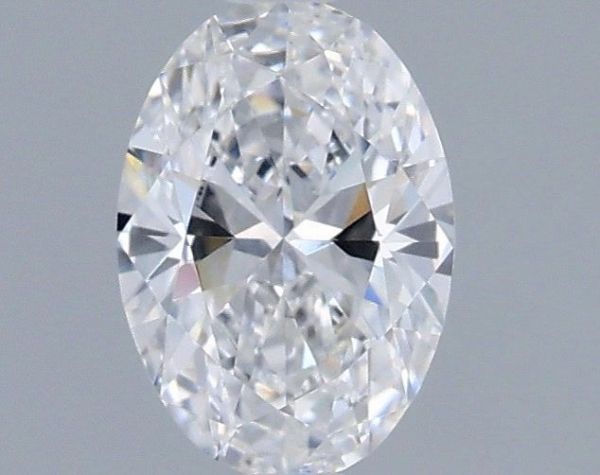 Oval Lab-Grown Diamond image