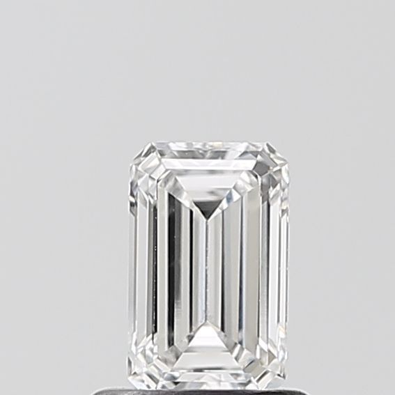 Emerald Lab-Grown Diamond image