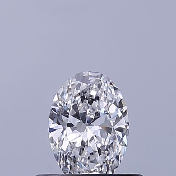 Oval Lab-Grown Diamond image
