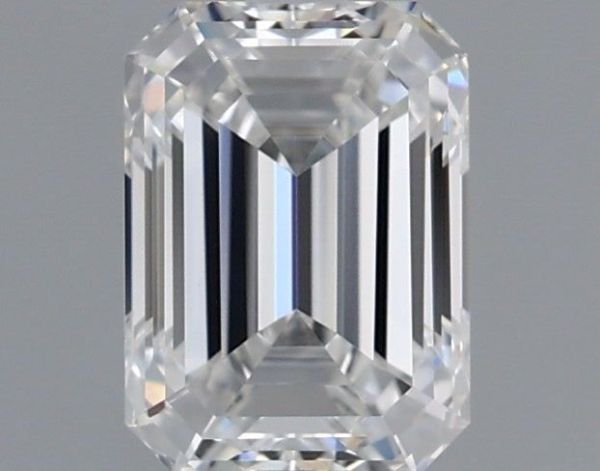Emerald Lab-Grown Diamond image