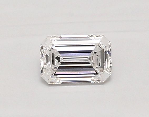 Emerald Lab-Grown Diamond image
