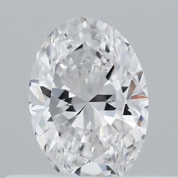 Oval Lab-Grown Diamond image