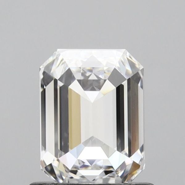 Emerald Lab-Grown Diamond image