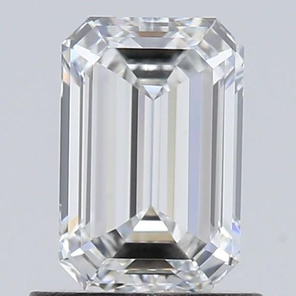Emerald Lab-Grown Diamond image