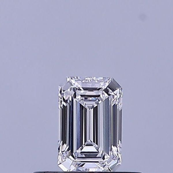 Emerald Lab-Grown Diamond image