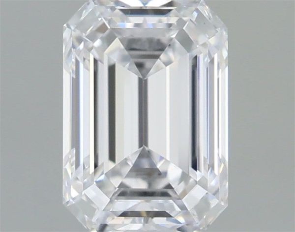 Emerald Lab-Grown Diamond image