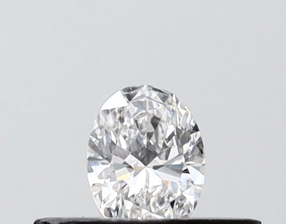 Oval Lab-Grown Diamond image