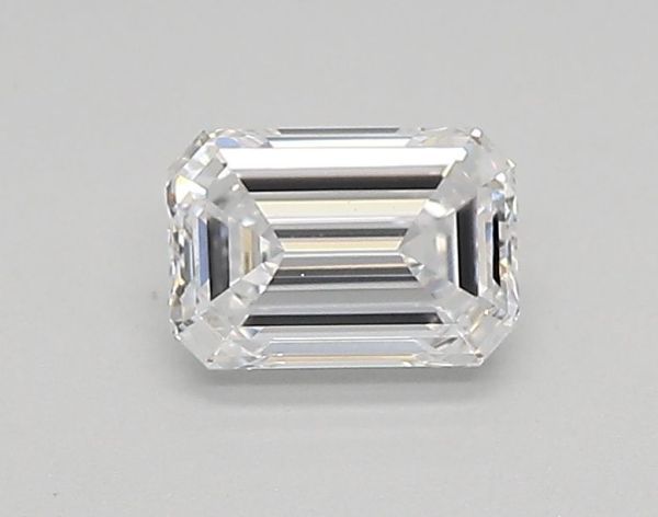 Emerald Lab-Grown Diamond image