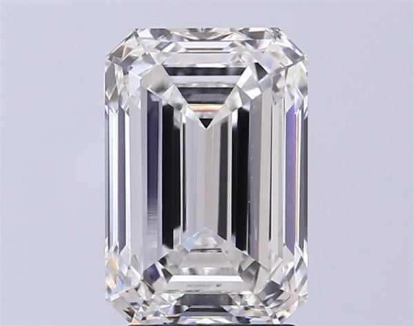 Emerald Lab-Grown Diamond image