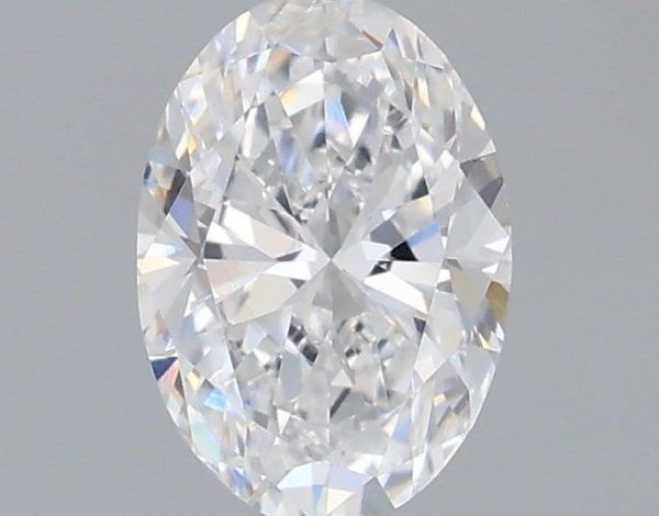 Oval Lab-Grown Diamond image