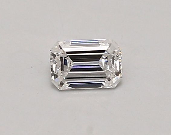 Emerald Lab-Grown Diamond image
