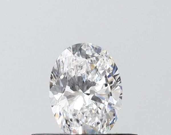 Oval Lab-Grown Diamond image