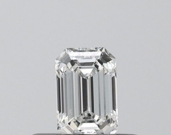 Emerald Lab-Grown Diamond image