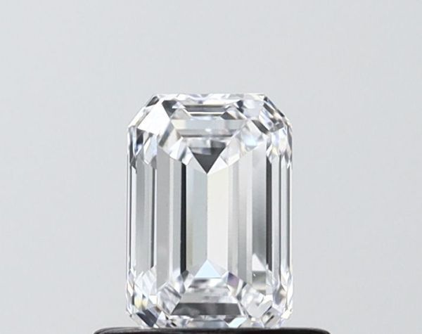 Emerald Lab-Grown Diamond image