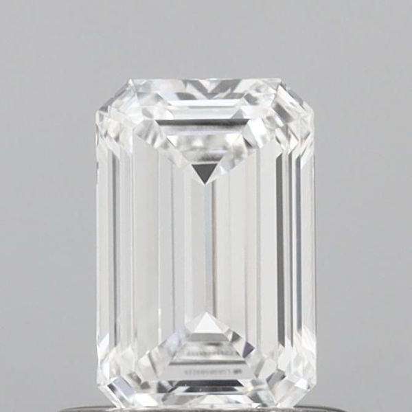 Emerald Lab-Grown Diamond image