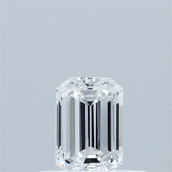 Emerald Lab-Grown Diamond image