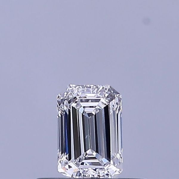 Emerald Lab-Grown Diamond image
