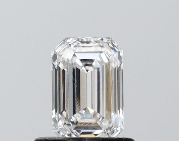 Emerald Lab-Grown Diamond image