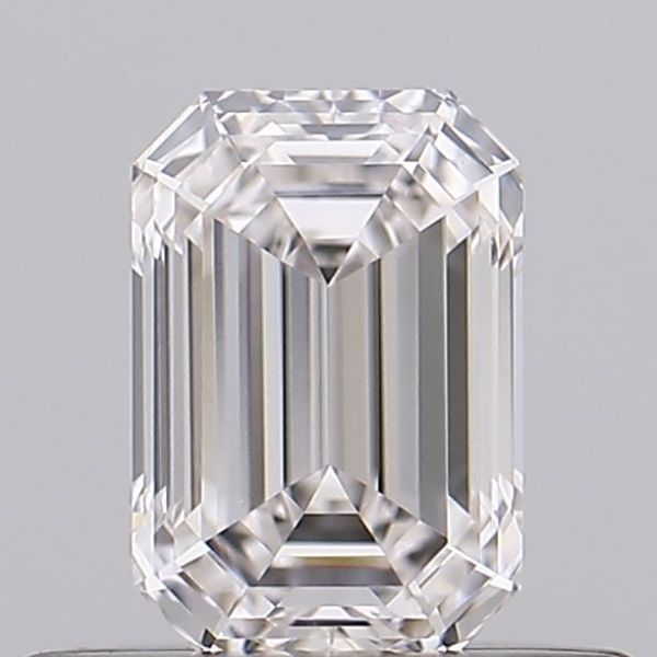 Emerald Lab-Grown Diamond image