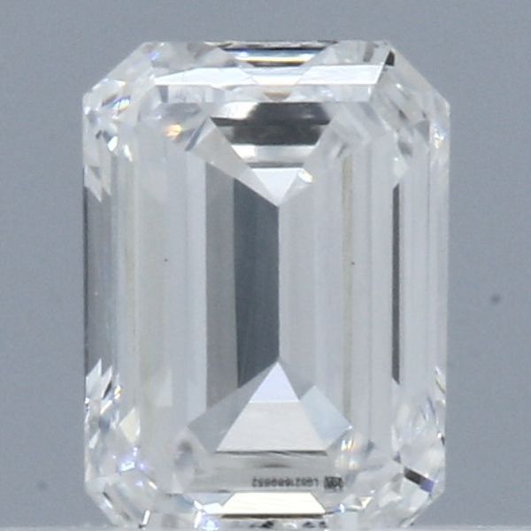 Emerald Lab-Grown Diamond image
