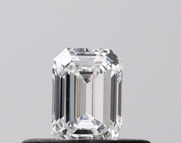 Emerald Lab-Grown Diamond image