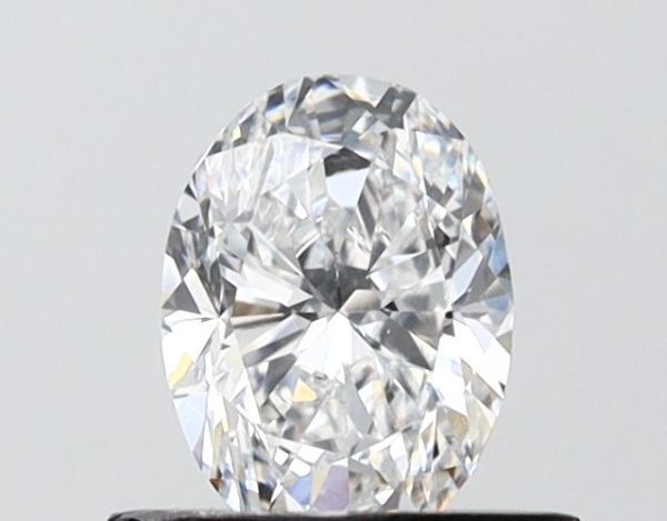 Oval Lab-Grown Diamond image