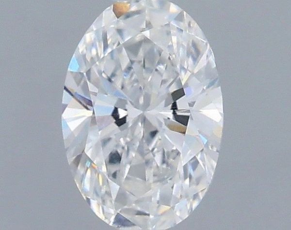 Oval Lab-Grown Diamond image