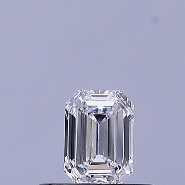 Emerald Lab-Grown Diamond image