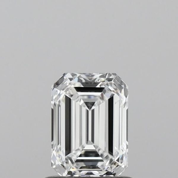 Emerald Lab-Grown Diamond image