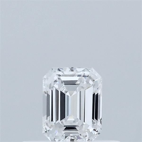 Emerald Lab-Grown Diamond image