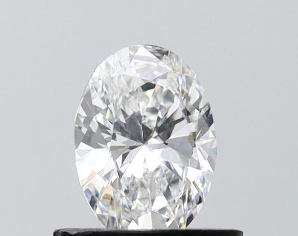 Oval Lab-Grown Diamond image