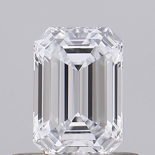 Emerald Lab-Grown Diamond image