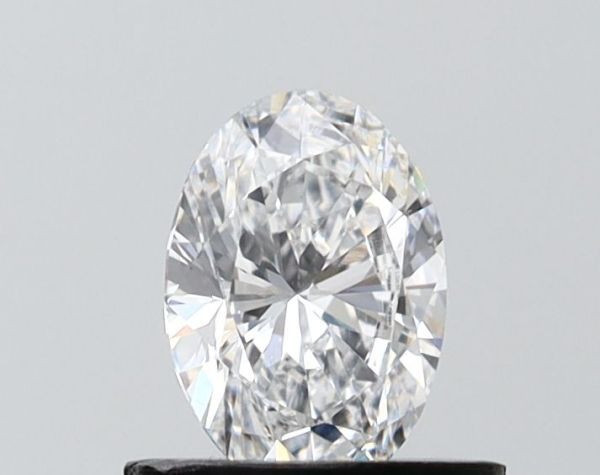 Oval Lab-Grown Diamond image