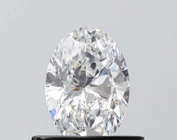 Oval Lab-Grown Diamond image