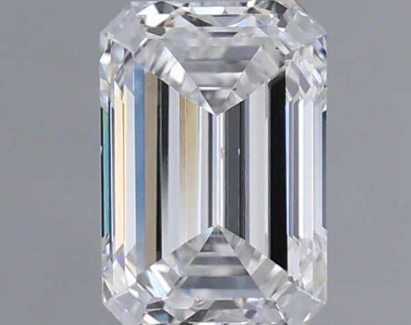 Emerald Lab-Grown Diamond image