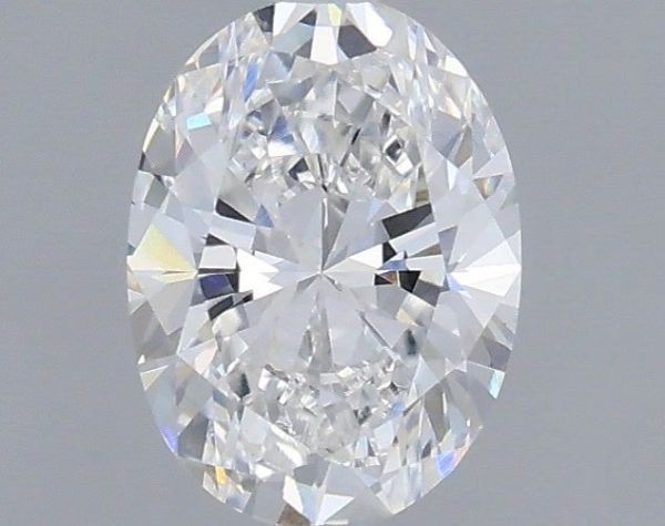 Oval Lab-Grown Diamond image