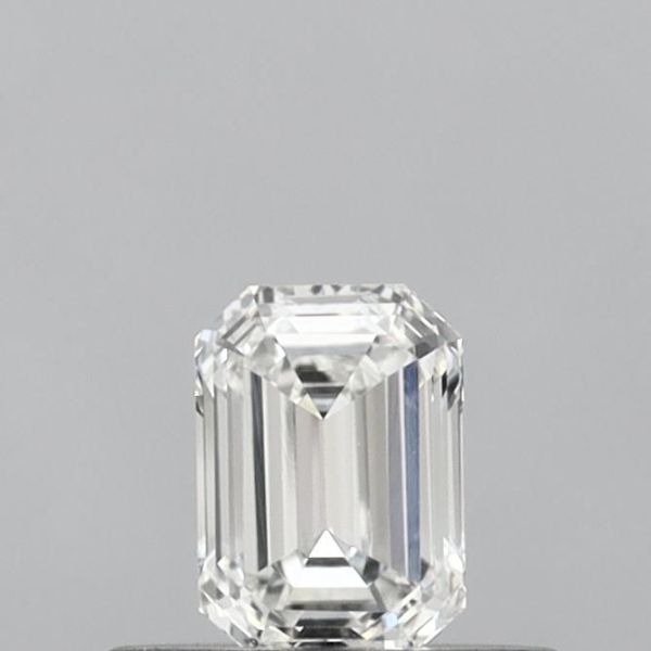 Emerald Lab-Grown Diamond image