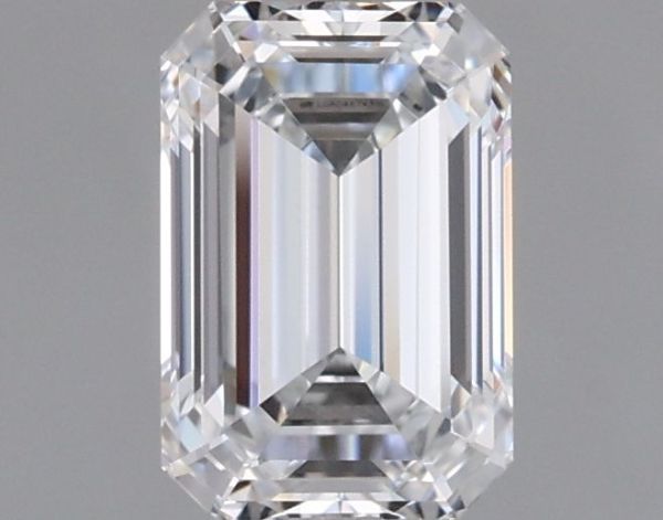 Emerald Lab-Grown Diamond image