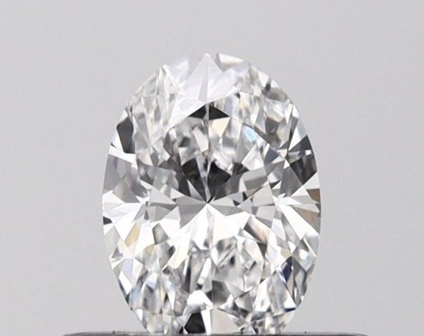 Oval Lab-Grown Diamond image