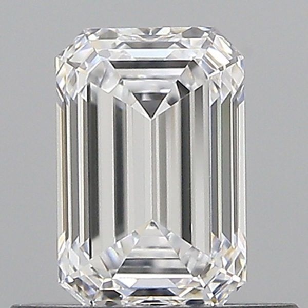 Emerald Lab-Grown Diamond image