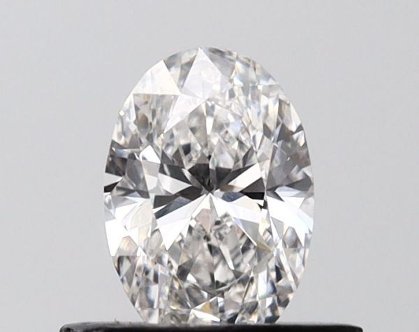 Oval Lab-Grown Diamond image
