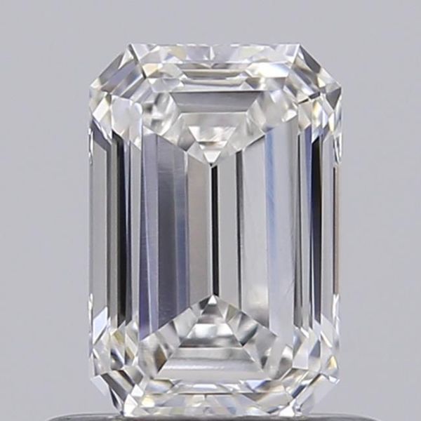 Emerald Lab-Grown Diamond image