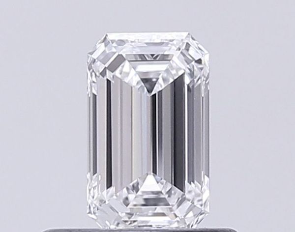 Emerald Lab-Grown Diamond image