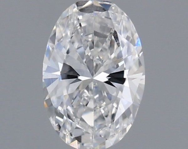 Oval Lab-Grown Diamond image