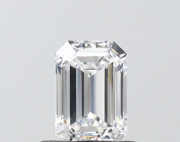 Emerald Lab-Grown Diamond image
