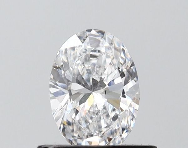 Oval Lab-Grown Diamond image
