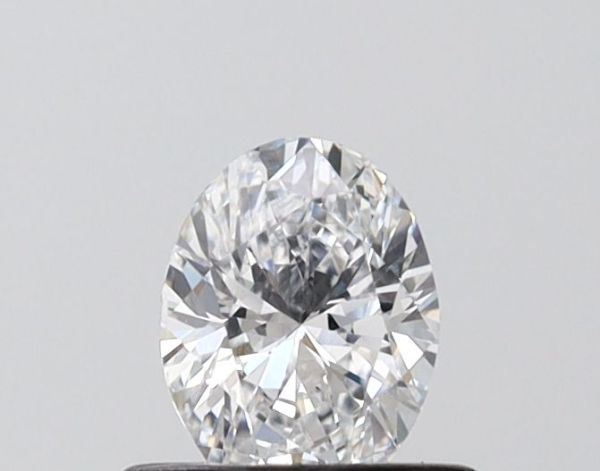 Oval Lab-Grown Diamond image